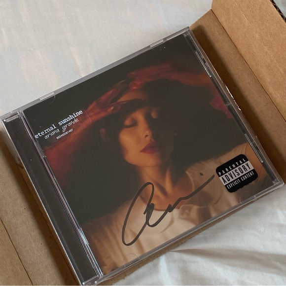 Ariana Grande Eternal Sunshine Signed CD - Picture 1 of 4